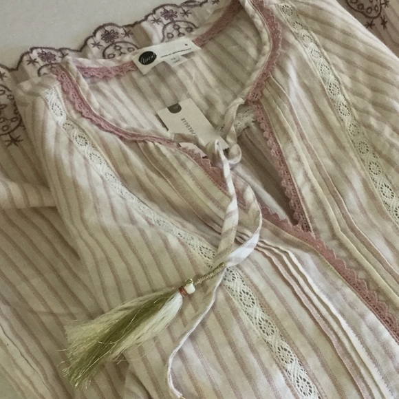 ANTHROPOLOGIE Floreat Night Shirt Ivory Pink Sz XS - Picture 7 of 8